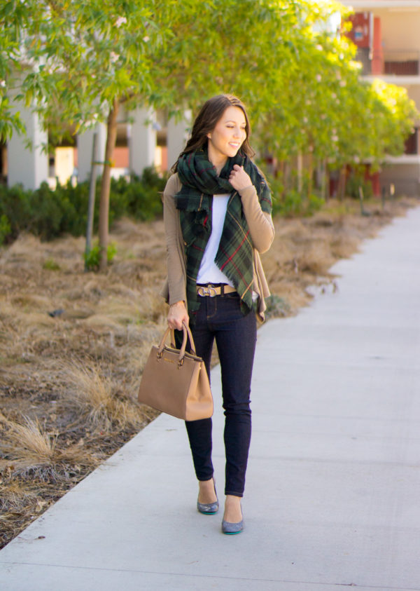 Outfit Inspiration: 5 Easy Fall Outfit Ideas - Petite Style Script