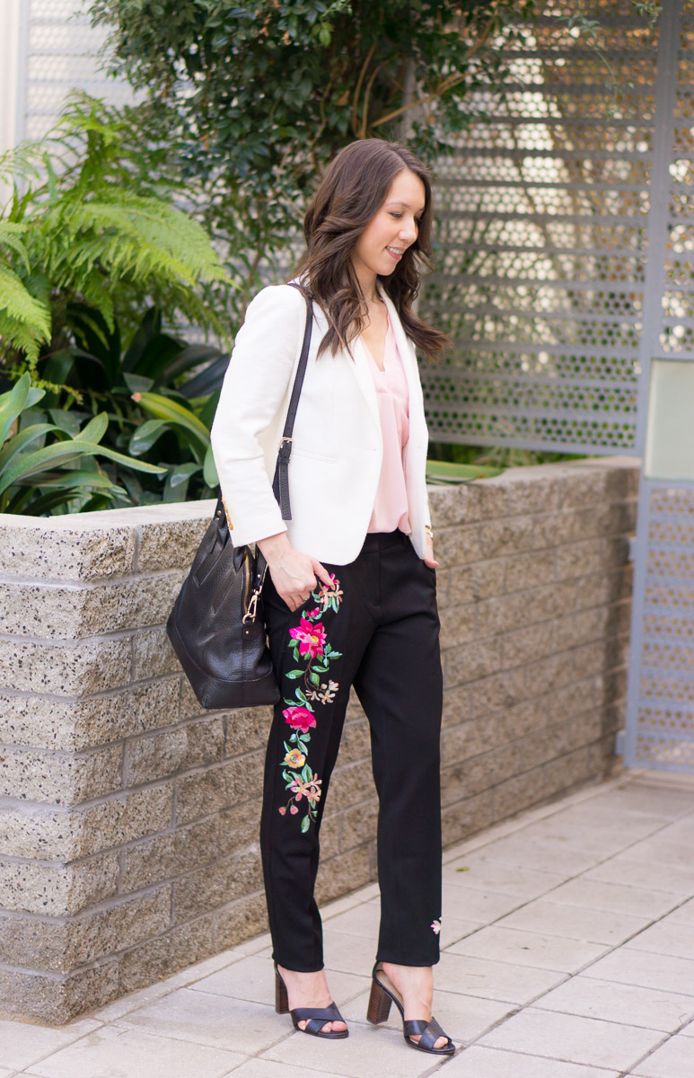 Floral blouse + petite work pants reviews - Extra Petite  Spring work  outfits, Fashionable work outfit, Stylish work outfits