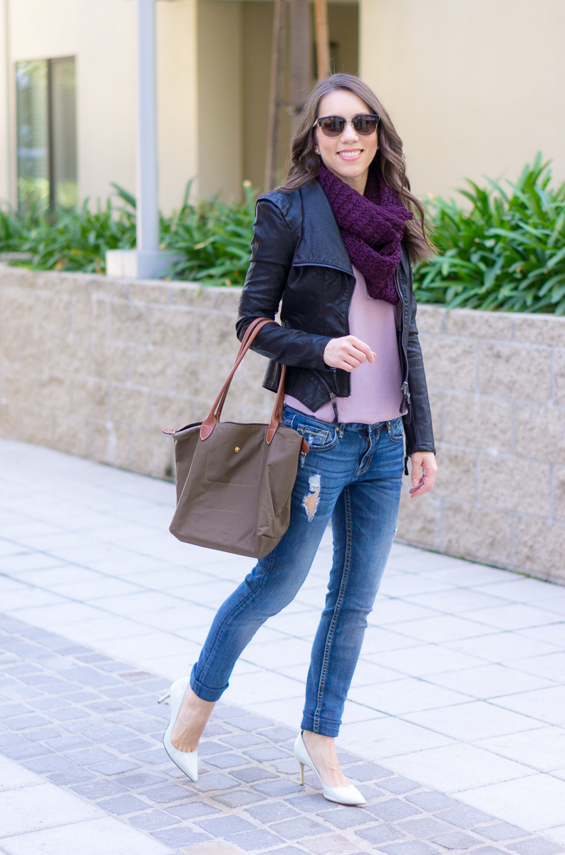 How to Outfit Plan for Fall Travel - Petite Style Script